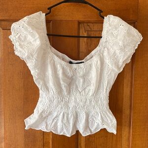 Eyelet Puff Sleeve Top